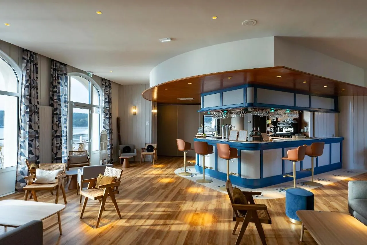 Hotel Morgat Le Grand Hotel De La Mer Crozon 3*,